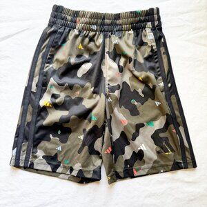 Adidas Boys Camo Print Shorts Elastic Waistband & Side Stripes Small